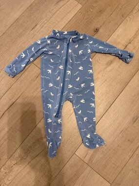 WildBird Blue Bird-Print Footed Pajamas